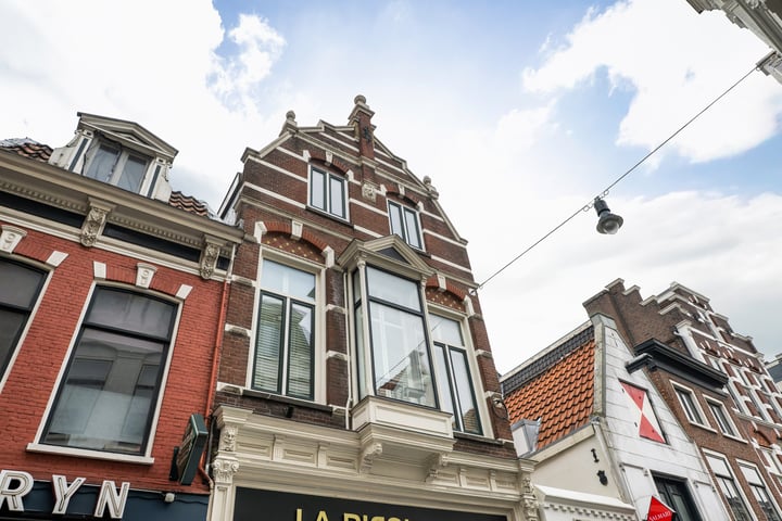 Lange Veerstraat 24 in Haarlem