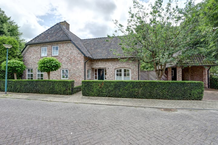 Photo of property Lange Veertel 75, 's Gravenmoer