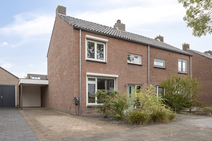 Photo of property Lange Vore 45, Bavel
