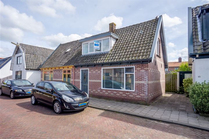 Langestraat 16 in Noord-Scharwoude