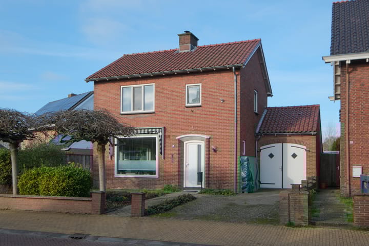 Photo of property Langestraat 94, Delden