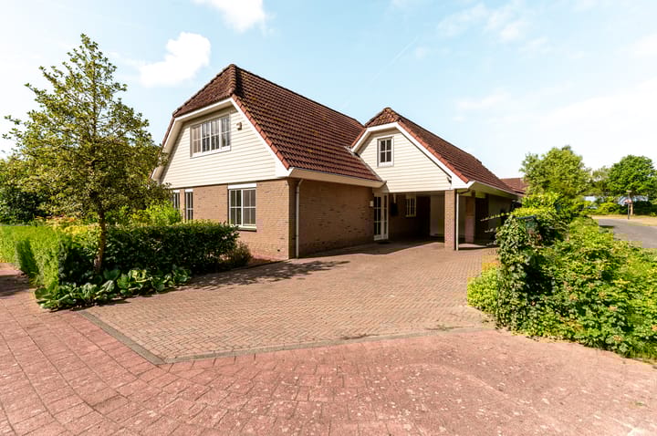 Photo of property Langevelderslag 12, Lelystad