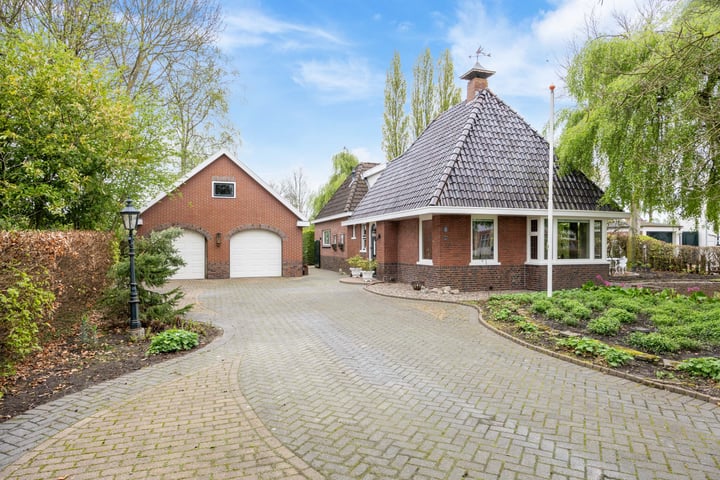 Langeweg 1 in Grootegast