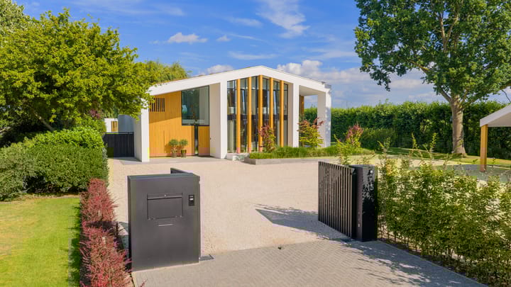 Langeweg 15 in Oud-Beijerland