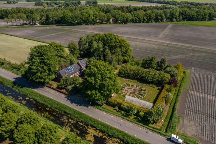 Langewijk 6 in Froombosch