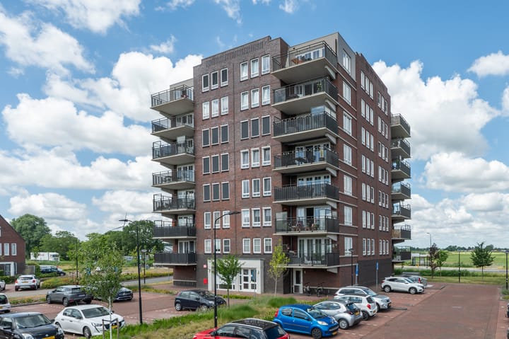 Photo of property Langhuis 23, Wilnis