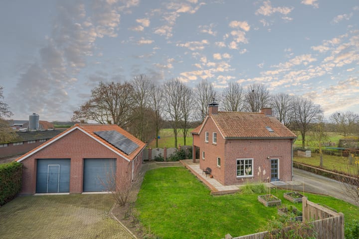 Photo of property Langstraat 12, Vortum-Mullem