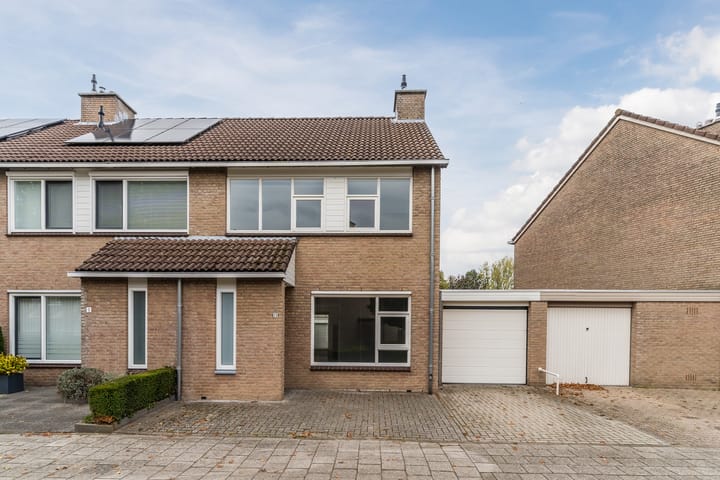 Photo of property Lariksbeek 11, Veldhoven