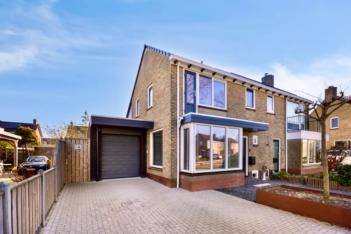 Photo of property Larixlaan 23, Roden