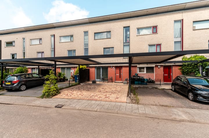 Lastdragerstraat 61 in Almere