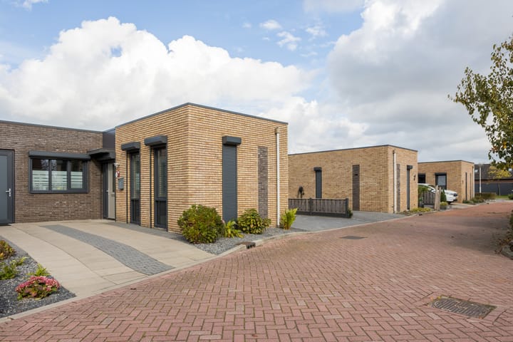 Photo of property Laurier 2b, Westerhaar-Vriezenveensewijk