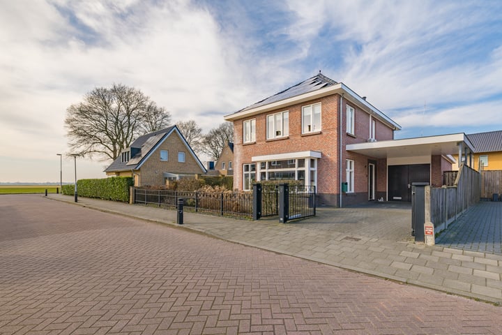 Photo of property Laurier 8, Westerhaar-Vriezenveensewijk
