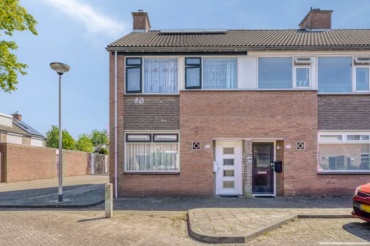Lavadijk 277 in Roosendaal
