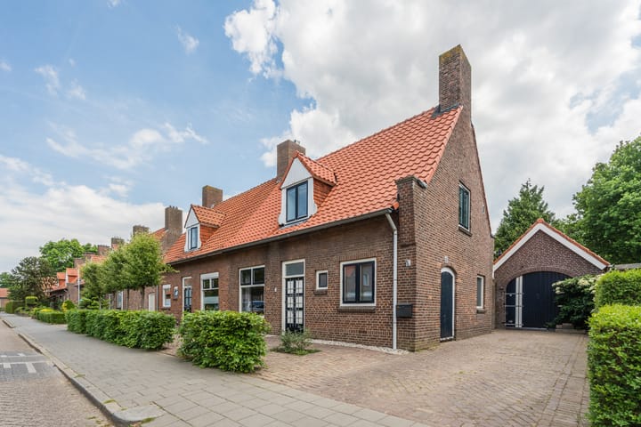 Le Sage ten Broekstraat 12 in Grave