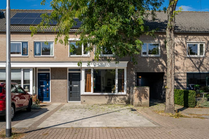 Ledeackerstraat 35 in Tilburg