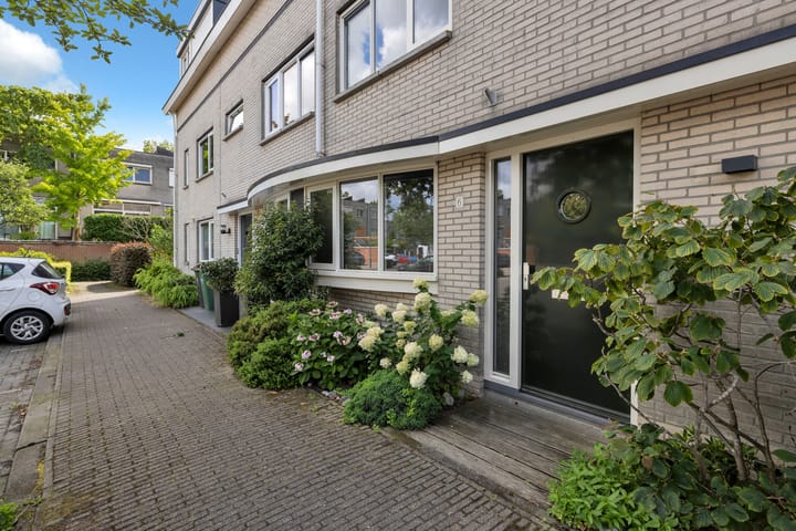 Leeghwaterschans 6 in Zoetermeer foto