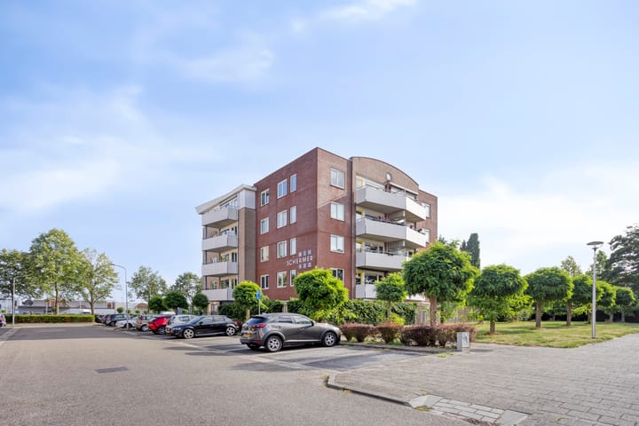 Photo of property Leeghwaterstraat 104, Ede