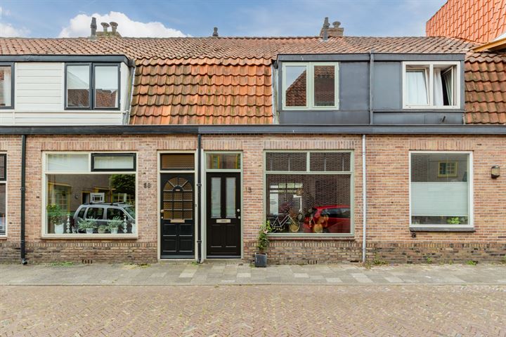 Leeghwaterstraat 13 in Alkmaar