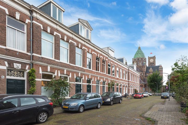 Leeghwaterstraat 14 in Haarlem