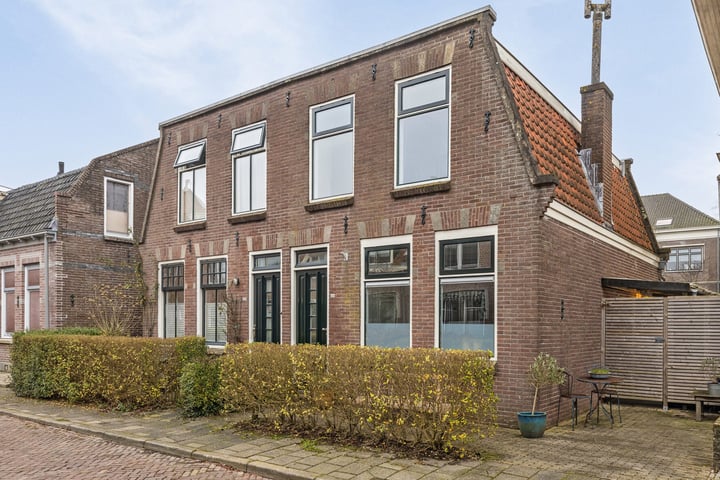 Leeghwaterstraat 24 in Middenbeemster