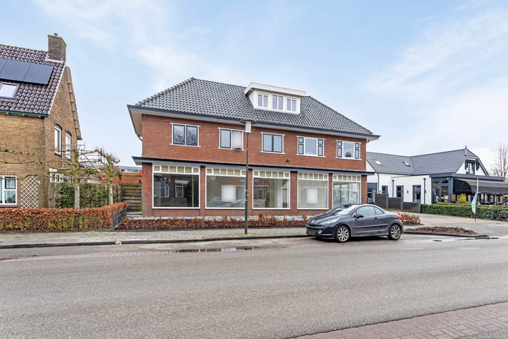 Leeksterweg 2 in Haulerwijk