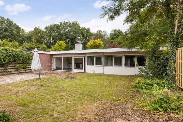 Photo of property Leemkoelen 31, Emmen