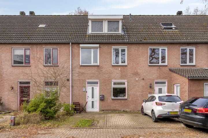 Leemkuylen 121 in Geldrop