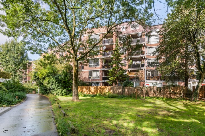 Leerdamhof 330 in Amsterdam