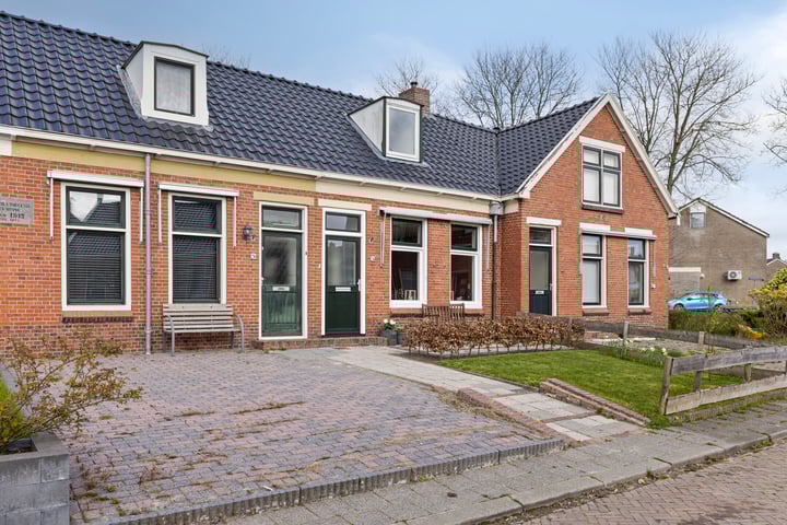 Photo of property Leerweg 24, Ulrum