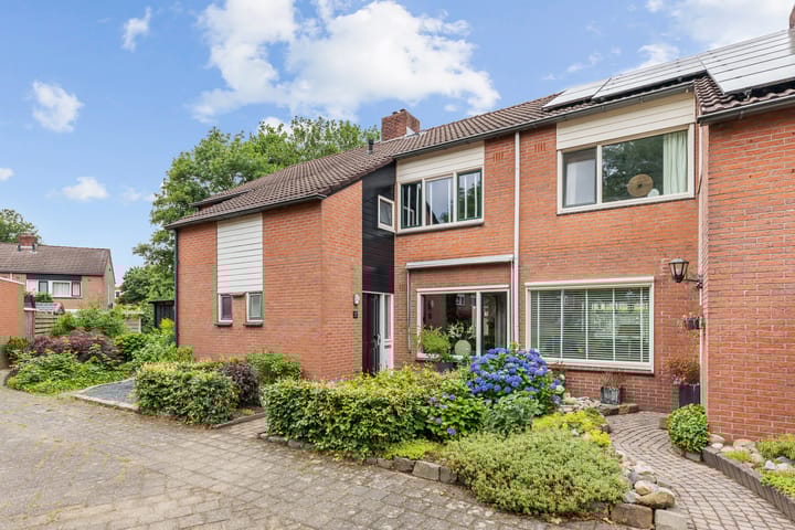 Leeuwebek 19 in Oldenzaal photo