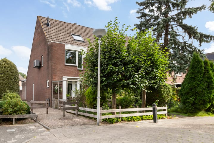 Photo of property Leeuwenburg 8, Gouda