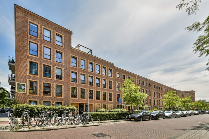 Leeuwendalersweg 93 in Amsterdam
