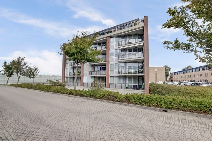 Leeuweriklaan 124 in De Lier