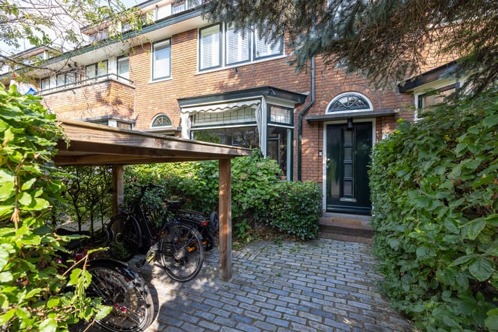 Leeuweriklaan 2 in Rotterdam Foto