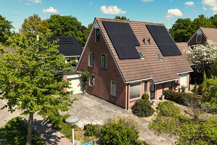 Leeuweriklaan 2 in Nieuw-Roden