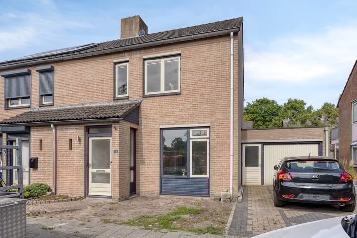 Photo of property Leeuwerikstraat 18, De Rips