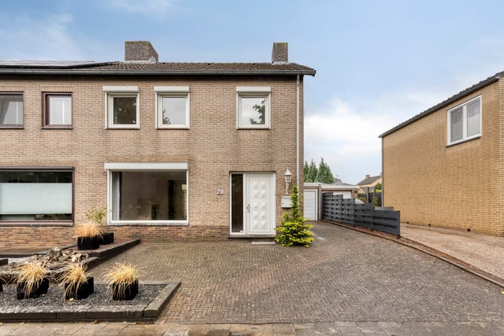 Leeuwerikstraat 20 in Berg en Terblijt