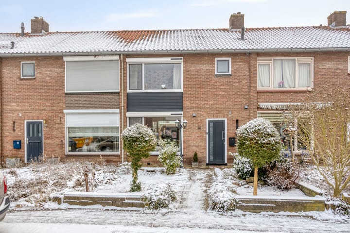 Leeuwerikstraat 28 in Goor