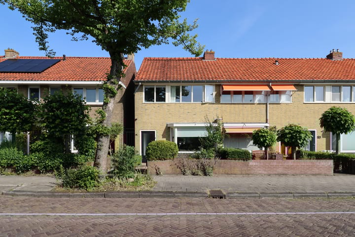 Leeuwerikstraat 54 in Leeuwarden Foto