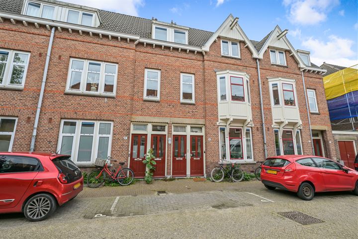 Leeuwerikstraat 76B in Amsterdam