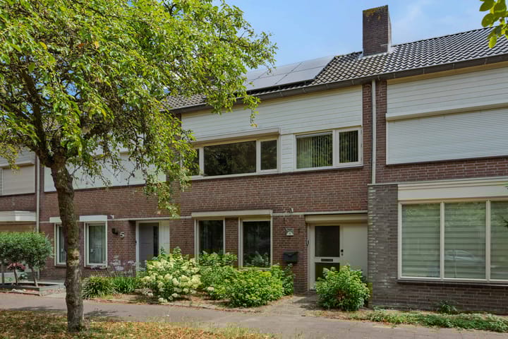 Leharstraat 7 in Heesch