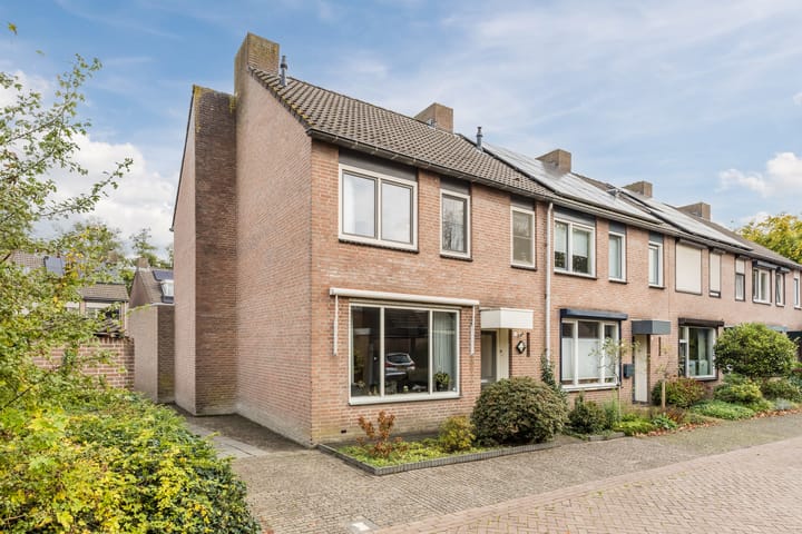 Leibeemd 54 in Rijen