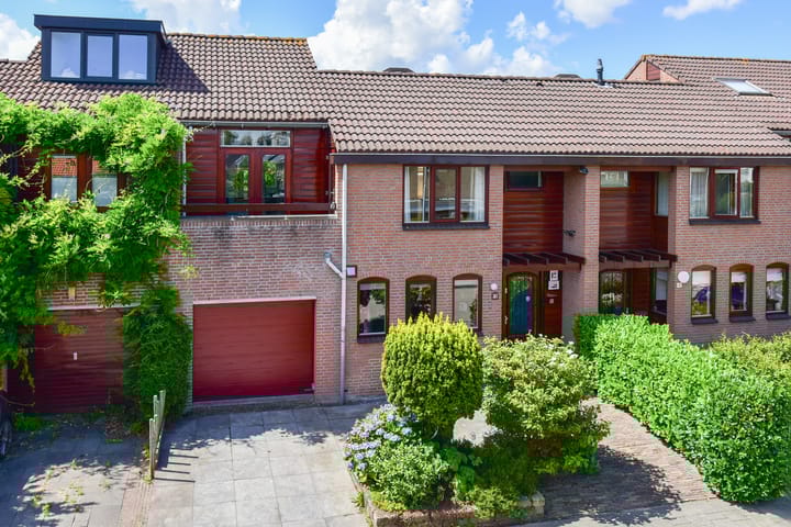 Leibnizstraat 8 in Badhoevedorp