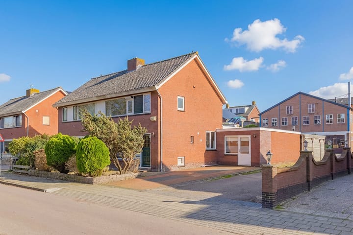 Leidsemeerstraat 25 in Buitenkaag
