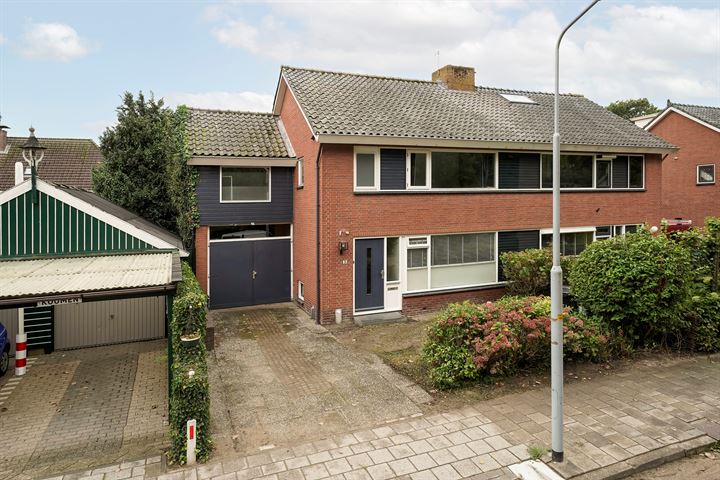 Leidsemeerstraat 31 in Buitenkaag