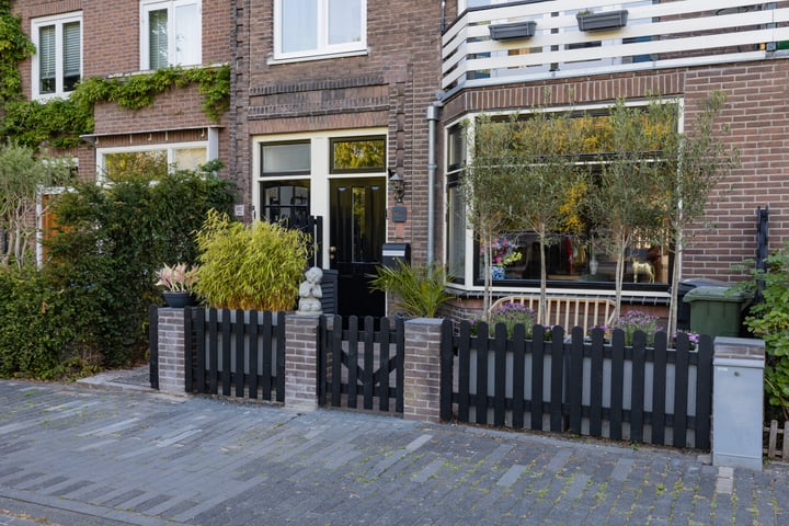 Leidsevaart 492-ZW in Haarlem