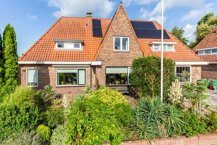 Leidsevaart 4a in Bennebroek