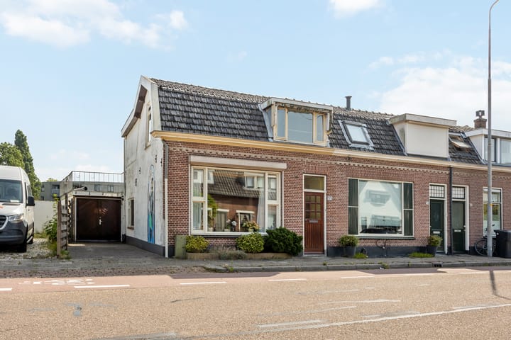 Photo of property Leidseweg 376, Voorschoten
