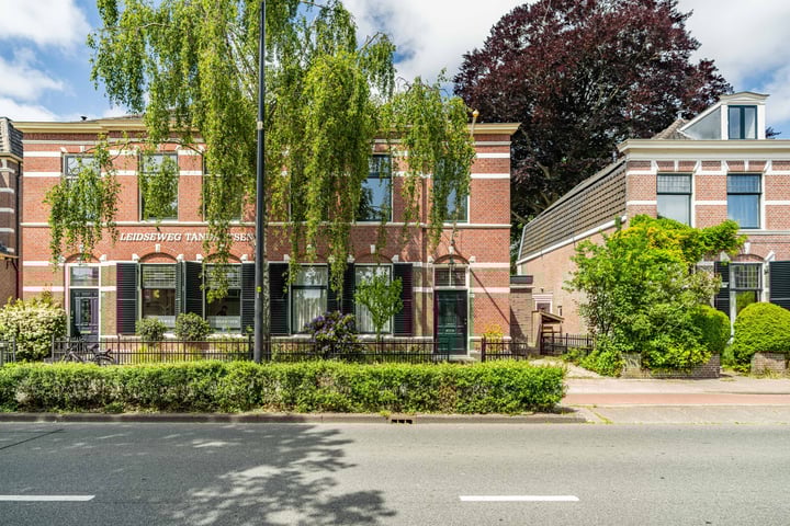 Leidseweg 45 in Voorschoten foto