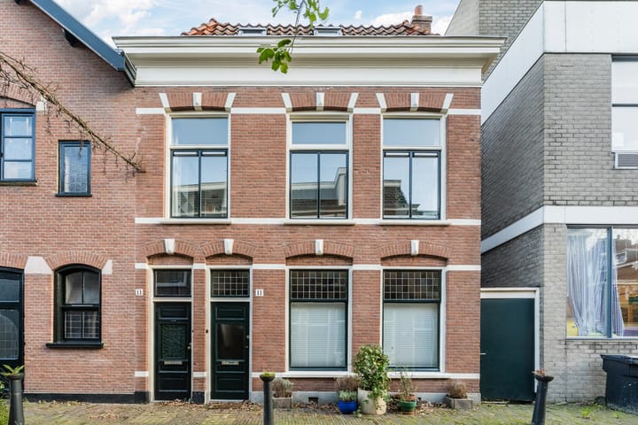 Photo of property Leidsezijstraat 11-RD, Haarlem